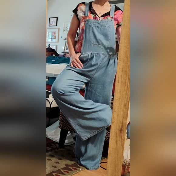 Beautifully Basic Overalls 👖 Blue 💙 Jean NWOT - Picture 3 of 16